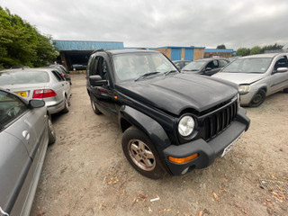 Jeep Cherokee 3 KJ 2003