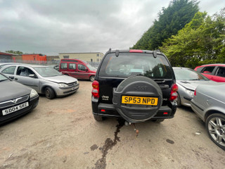 Jeep Cherokee 3 KJ 2003