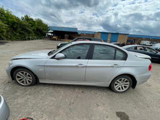 BMW 3 E90/E91/E92/E93 E90 2006