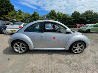Volkswagen Beetle 2 2002