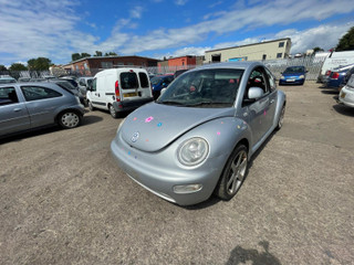 Volkswagen Beetle 2 2002
