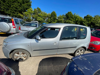 Skoda Roomster  5J 2008