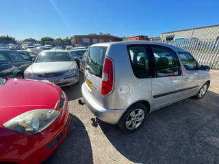 Skoda Roomster  5J 2008