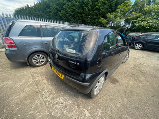 Opel Corsa C рест. 2004