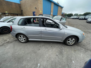 Kia Cerato  LD 2004
