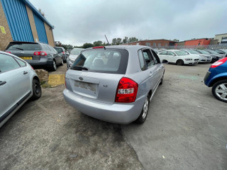 Kia Cerato  LD 2004