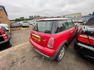 Mini Cooper рест. R50 2004