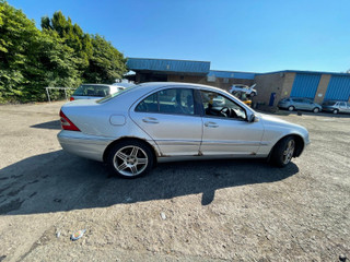 Mercedes-Benz C-Класс W203/S203/CL203 W203 2003