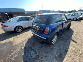 Mini Cooper  R50 2003