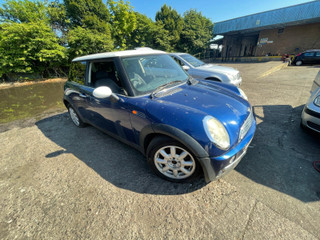 Mini Cooper  R50 2003