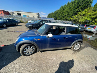 Mini Cooper  R50 2003