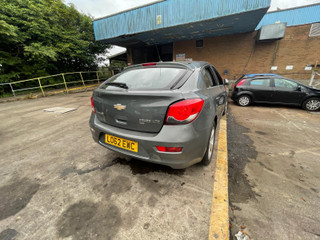 Chevrolet Cruze  J305 2012