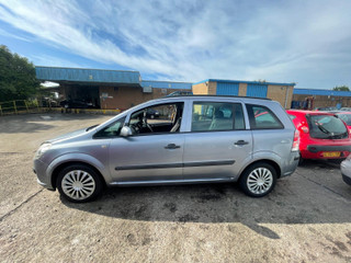 Opel Zafira 2  (B) рест. 2008