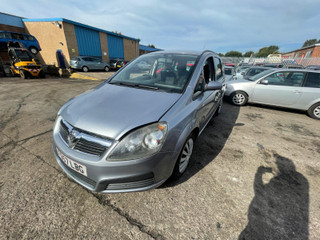 Opel Zafira 2  (B) рест. 2008