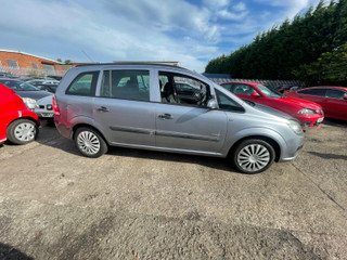 Opel Zafira 2  (B) рест. 2008