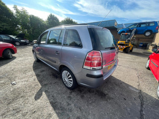 Opel Zafira 2  (B) рест. 2008