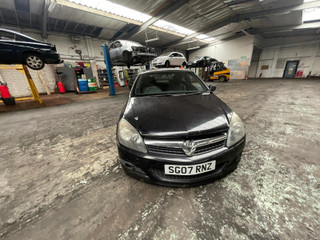 Opel Astra GTC H рест. 2007