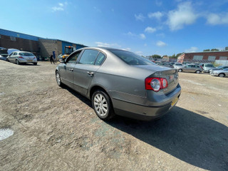 Volkswagen Passat B6 2005