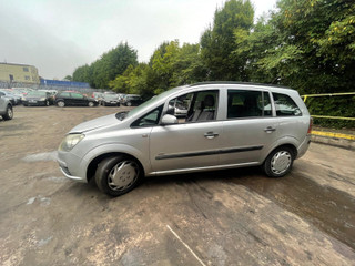 Opel Zafira 2  (B) 2006