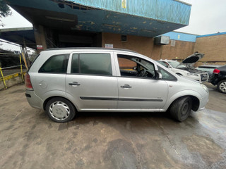 Opel Zafira 2  (B) 2006