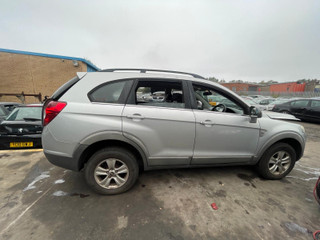 Chevrolet Captiva  C100 2011