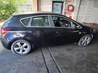 Opel Astra J 2010