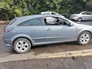 Opel Astra GTC H 2006