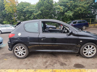 Peugeot 206 рест. 2005