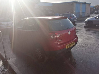 Volkswagen Golf 5 2004