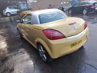 Opel Tigra 2 2005