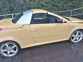 Opel Tigra 2 2005
