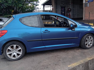 Peugeot 207 2006