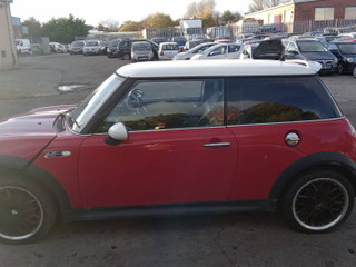 Mini Cooper S  R53 2004