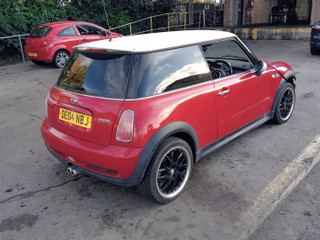 Mini Cooper S  R53 2004