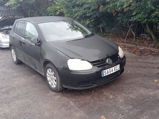 Volkswagen Golf 5 2004