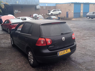 Volkswagen Golf 5 2004
