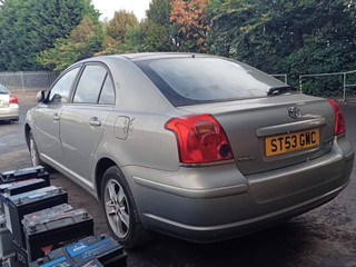 Toyota Avensis 2  (T250) 2003