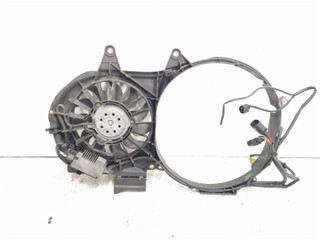 вентилятор радиатора Audi A4 B6 2004, 2.5 л., TDi, BFC, дизель, вариатор, синий, кабриолет, передний привод, правый руль, 8E0121205T