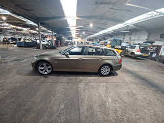 BMW 3 E90/E91/E92/E93 E90 2006