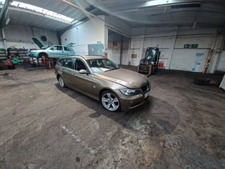 BMW 3 E90/E91/E92/E93 E90 2006