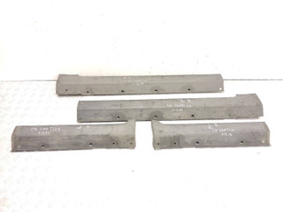 накладка на порог Chevrolet Captiva 1 поколение C100 2011, 2.0 л., VCDi, Z 20 S1, дизель, 5МКПП, silver ice / gan, внедорожник 5 дв., передний привод, правый руль, 22737920, 96804212