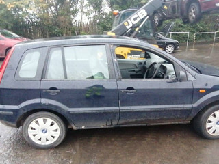 Ford Fusion 2004