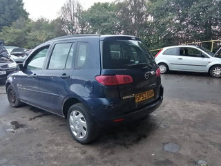 Mazda 2  DY 2003