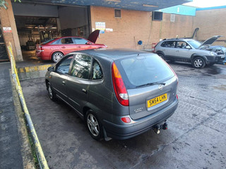 Nissan Almera Tino V10 рест. V10 2004