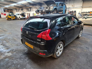 Peugeot 3008 2011