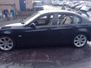 BMW 3 E90/E91/E92/E93 E90 2005