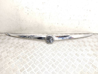 накладка двери (крышки) багажника Opel Insignia 1 поколение (A) [рестайлинг] 2013, 2.0 л., CDTi, A 20 DT, дизель, 6МКПП, фиолетовый, хетчбэк 5 дв., передний привод, правый руль, 13244389