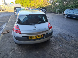 Renault Megane 2  рест. 2006