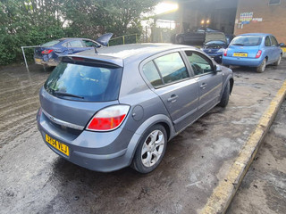 Opel Astra H 2004