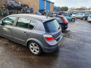 Opel Astra H 2004